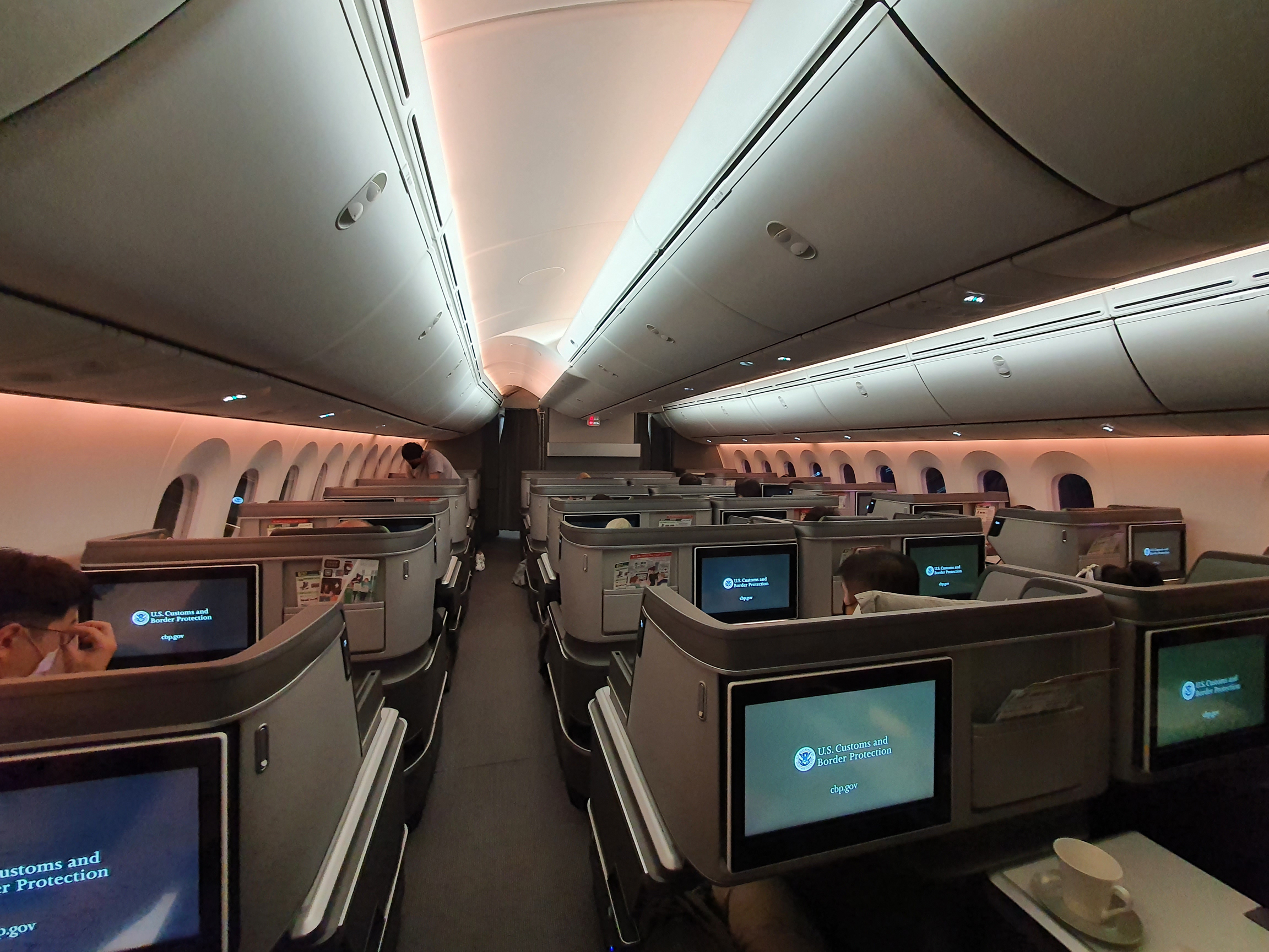 Review: EVA Air 787-9 Business Class (TPE-SEA) - Plane Better